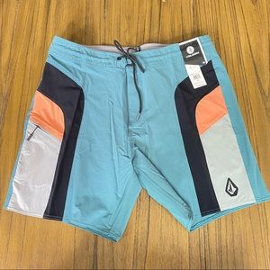 Volcom High Mark Stoney 18” size 36
